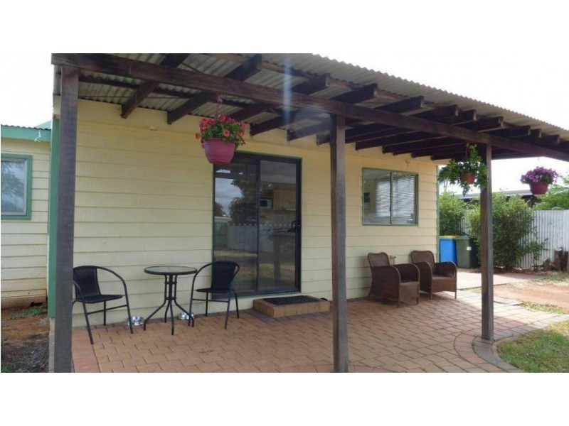 86 Dwyer St, Boulder WA 6432