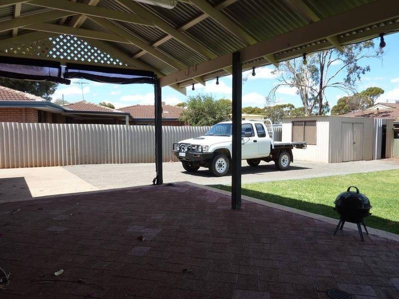 11 Carroll Place Hannans, Kalgoorlie WA 6430