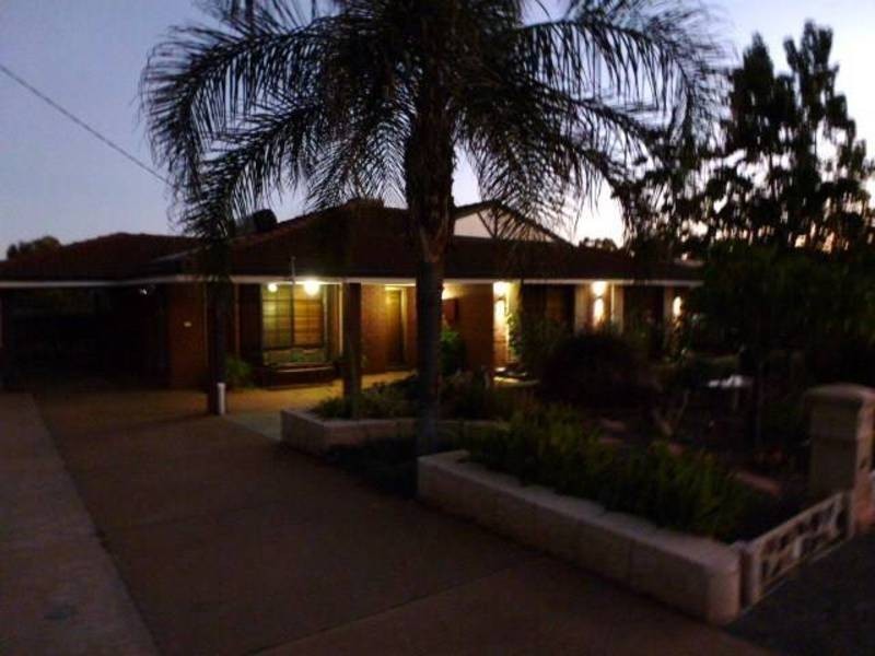 11 Carroll Place Hannans, Kalgoorlie WA 6430