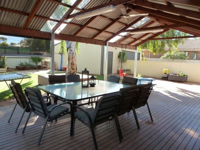 6 Flanagan Pde Hannans, Kalgoorlie WA 6430