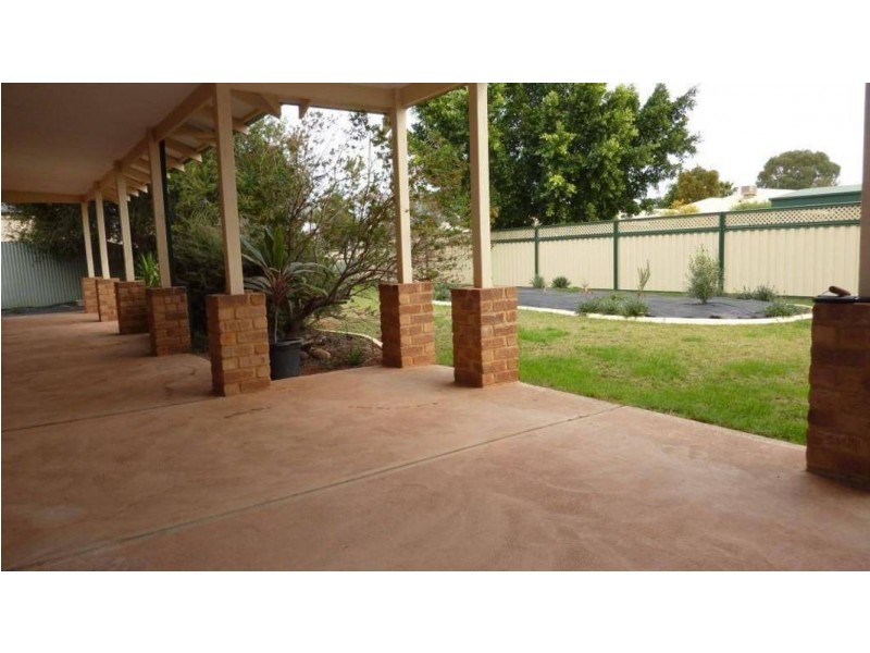 18 Boxhall Retreat, Boulder WA 6432