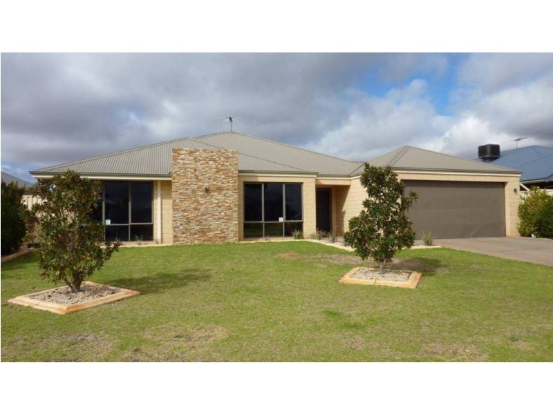 11 Matthews Way Somerville, Kalgoorlie WA 6430