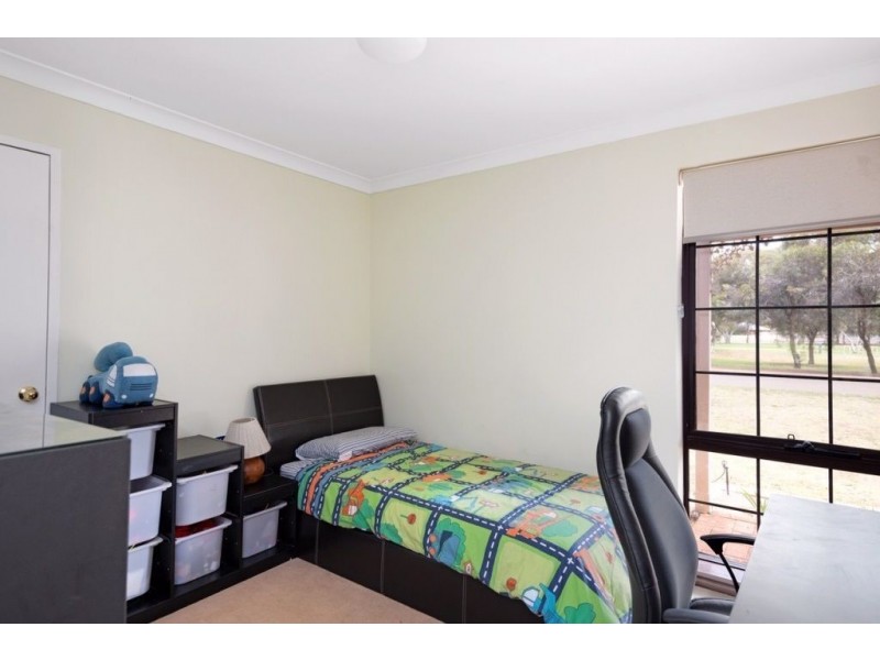 15 Bennetts Place, Hannans WA 6430