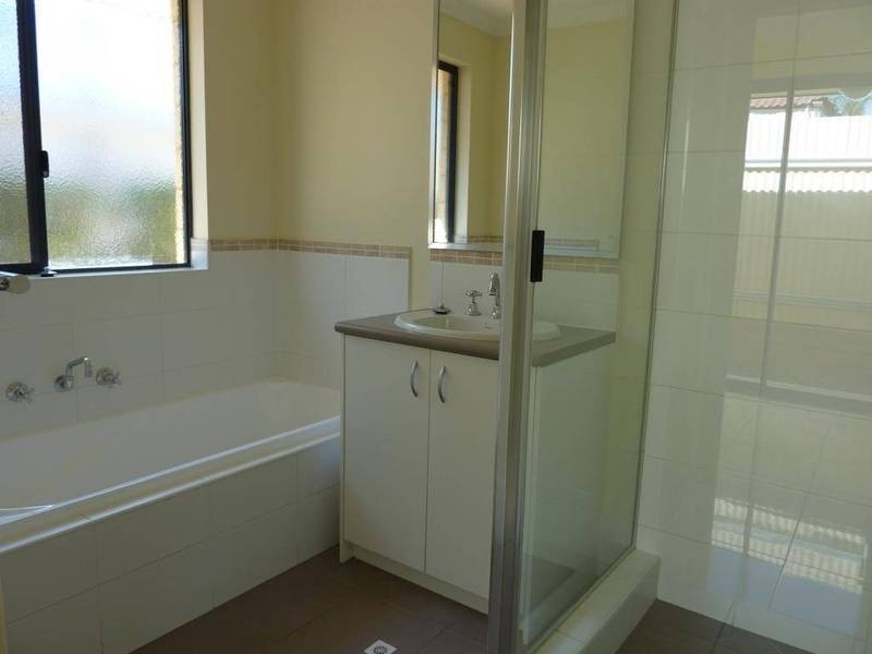 3 Murray St Lamington, Kalgoorlie WA 6430