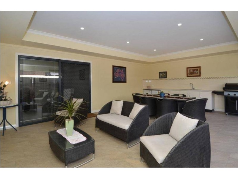 6 Davidson St, Kalgoorlie WA 6430