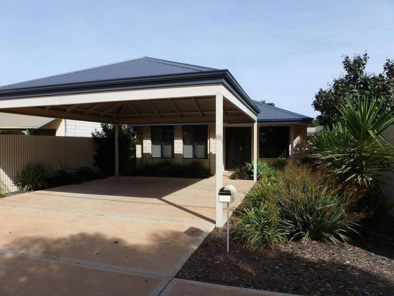 69A Roberts St, Kalgoorlie WA 6430
