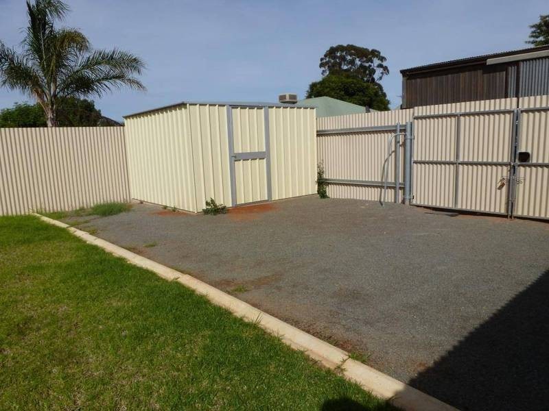 69A Roberts St, Kalgoorlie WA 6430