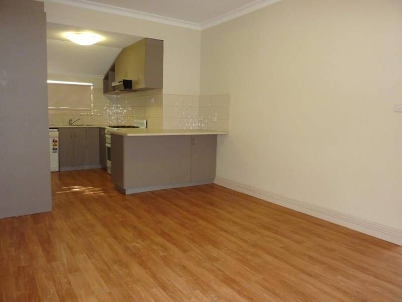 209 Burt Street, Victory Heights WA 6432