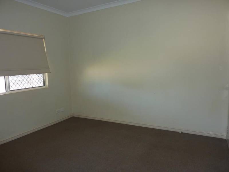 209 Burt Street, Victory Heights WA 6432
