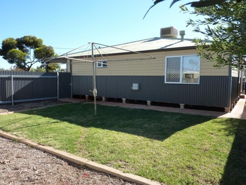 209 Burt Street, Victory Heights WA 6432