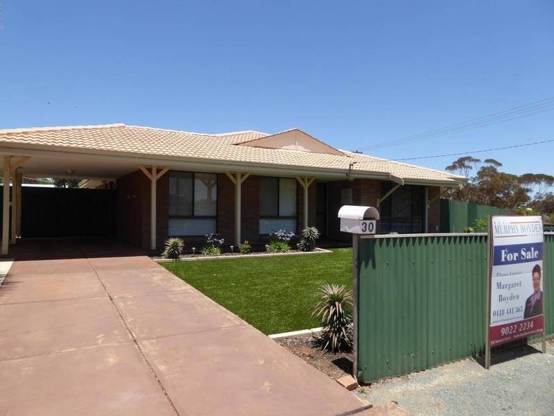 30 Burkett Drive Hannans, Kalgoorlie WA 6430