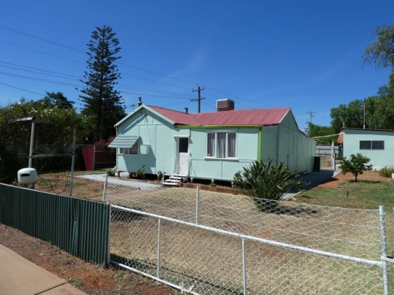1 Plumer Street Williamstown, Kalgoorlie WA 6430