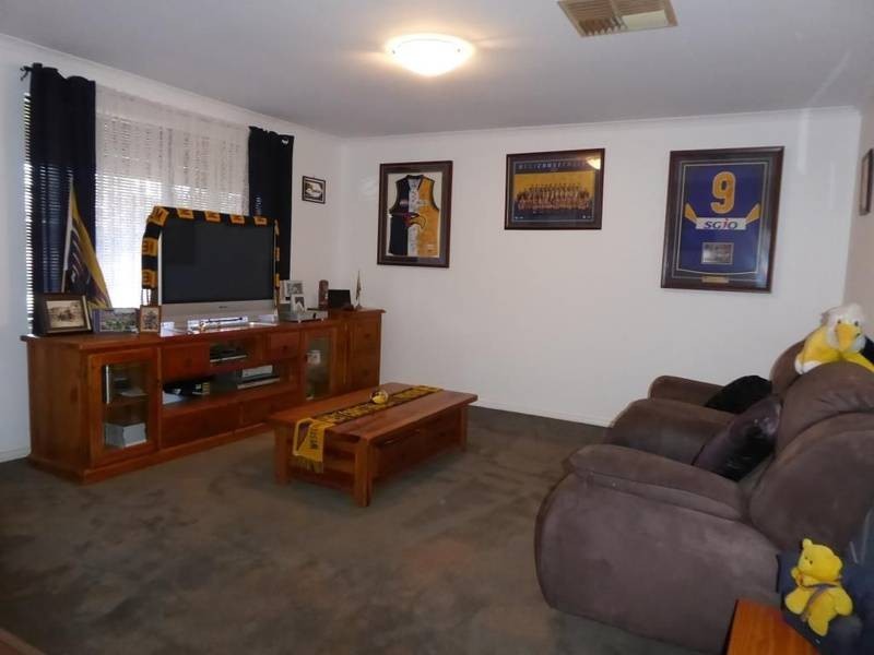 8 Cavalier Crescent Boulder, Kalgoorlie WA 6430