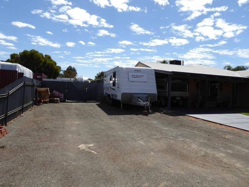8 Cavalier Crescent Boulder, Kalgoorlie WA 6430