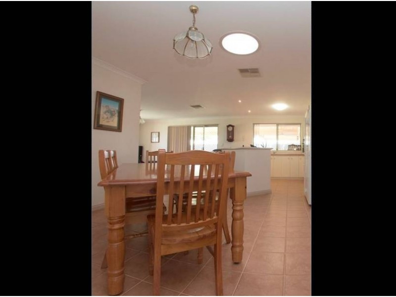 2 Oswald Street, Kalgoorlie WA 6430