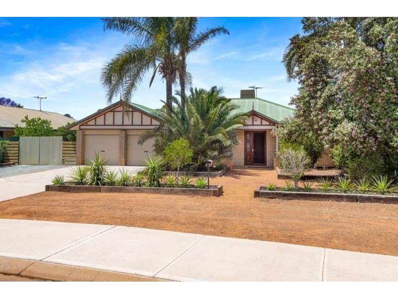 43 Rainsford Loop, Boulder WA 6432