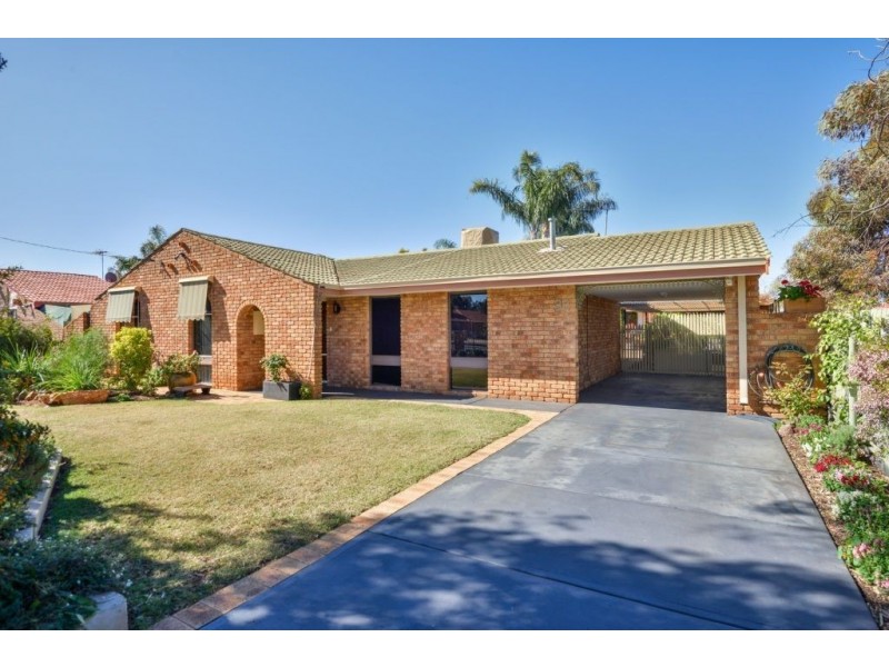 33 Salisbury Road, South Kalgoorlie WA 6430