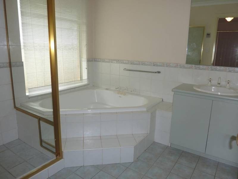 20 McGillivray Crescent Somerville, Kalgoorlie WA 6430