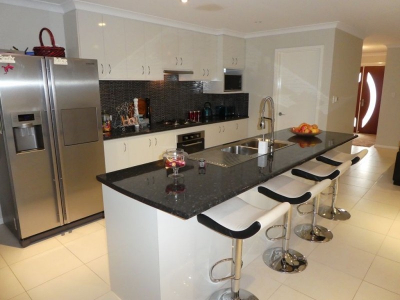 4 Pira Avenue, Karlkurla WA 6430