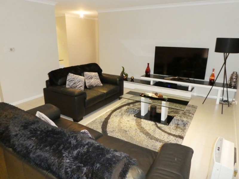 4 Pira Avenue, Karlkurla WA 6430