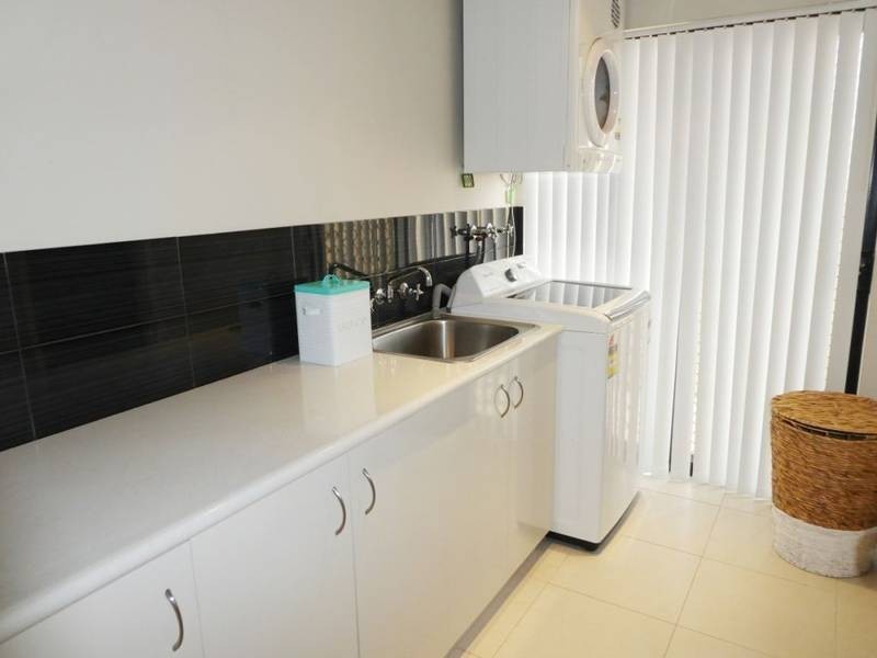 4 Pira Avenue, Karlkurla WA 6430