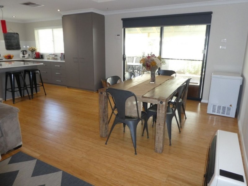 97a  Lyall St Lamington, Kalgoorlie WA 6430