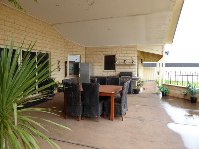 44 Osmetti Drive Somerville, Kalgoorlie WA 6430