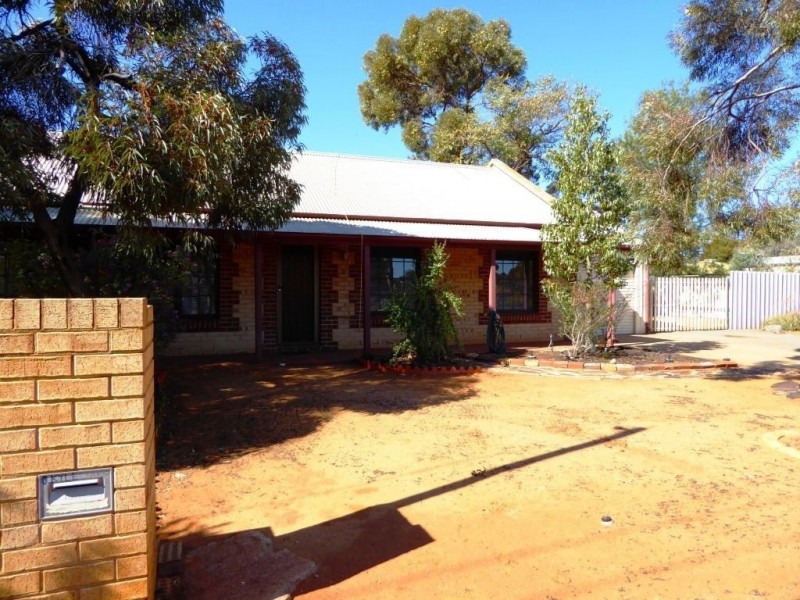 2/1 Kyle Place Hannans, Kalgoorlie WA 6430