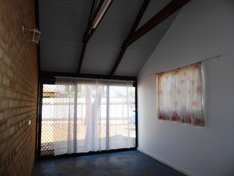 2/1 Kyle Place Hannans, Kalgoorlie WA 6430