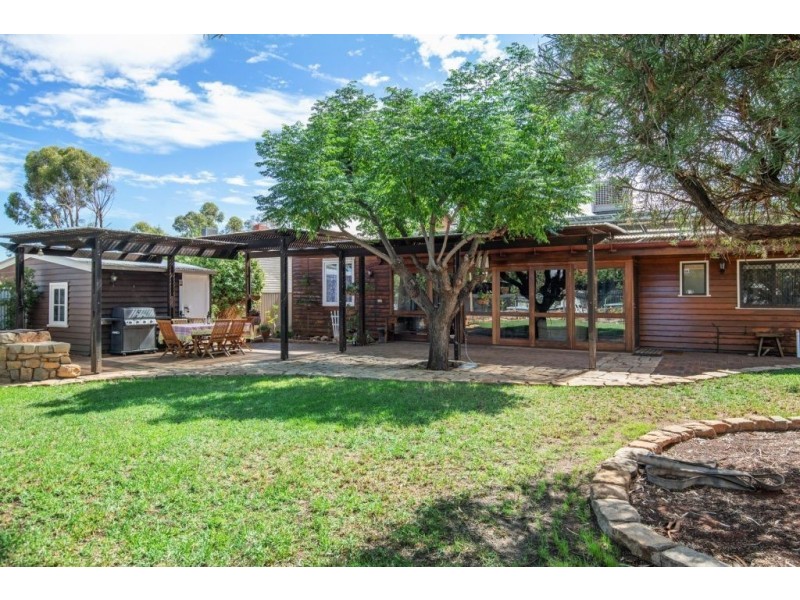 85 Ward Street, Lamington WA 6430