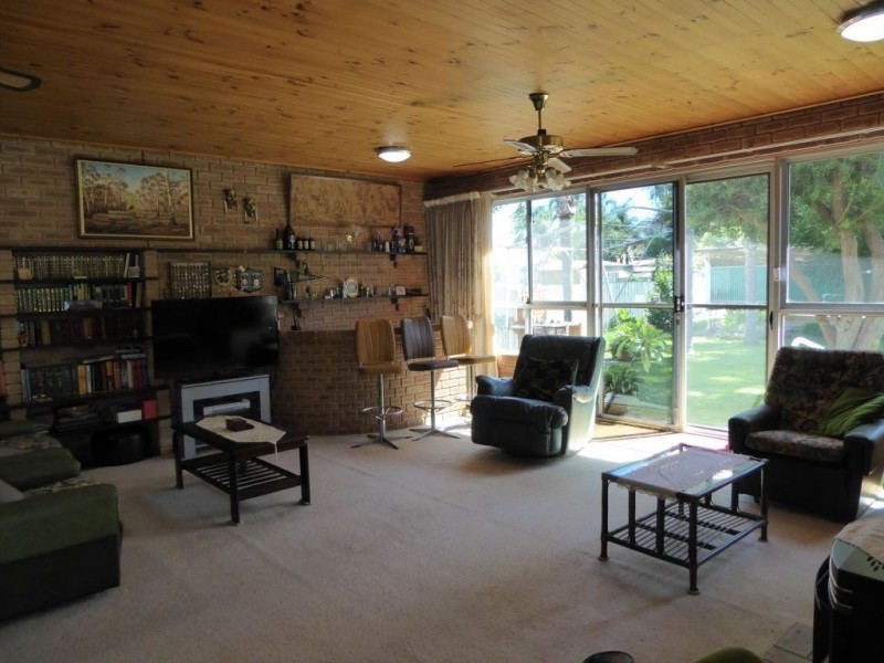 25 Richardson Street, Boulder WA 6432