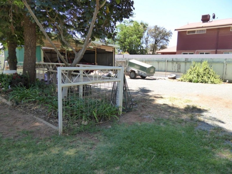 25 Richardson Street, Boulder WA 6432