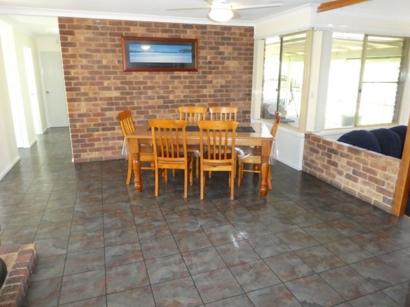 11 Robertson Street, West Lamington WA 6430
