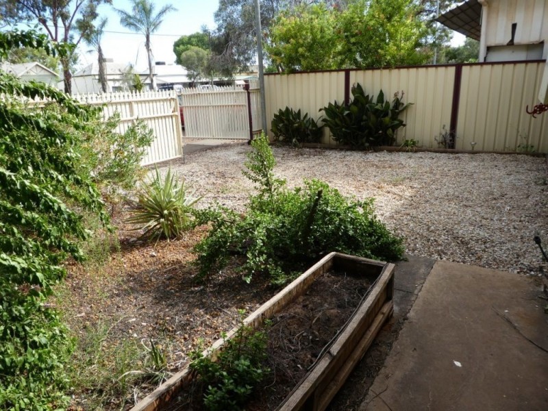 143 Piesse Street, Boulder WA 6432