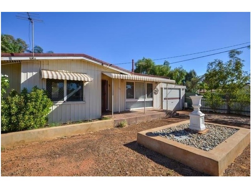 80 North Terrace, Boulder WA 6432