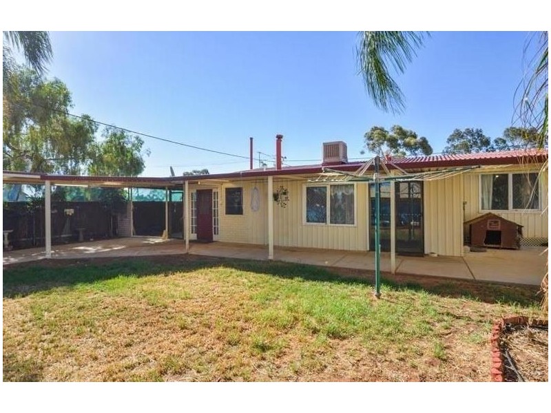 80 North Terrace, Boulder WA 6432
