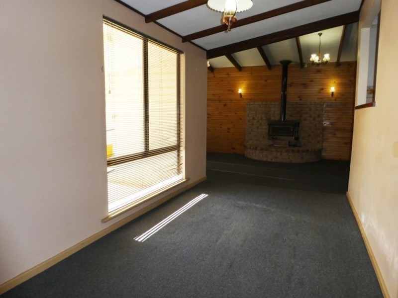 96 Campbell Street, Lamington WA 6430