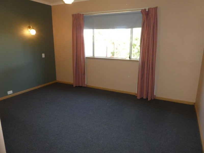 96 Campbell Street, Lamington WA 6430