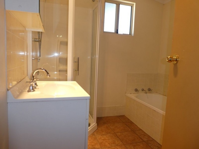 96 Campbell Street, Lamington WA 6430