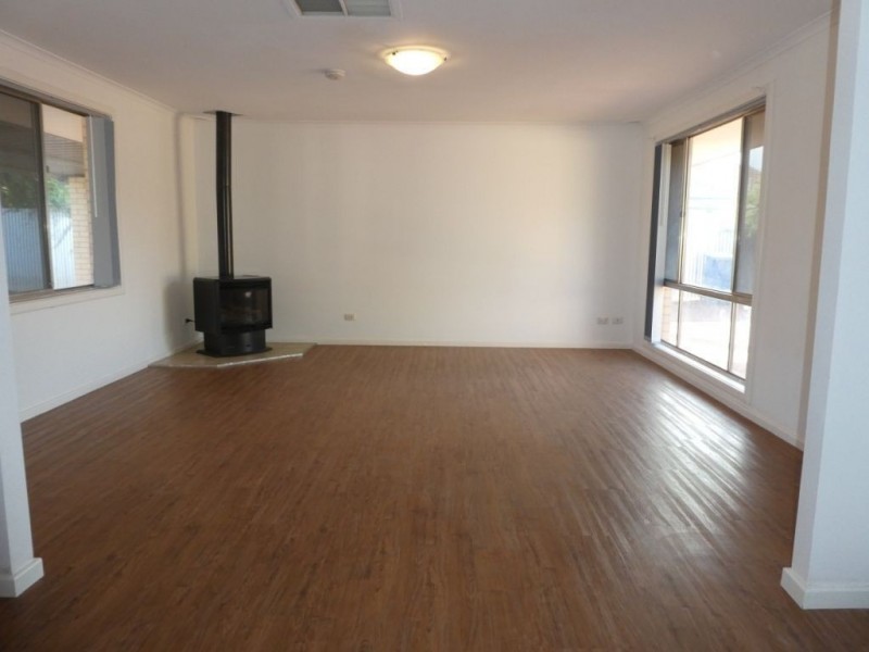 2 Moss Street, South Kalgoorlie WA 6430