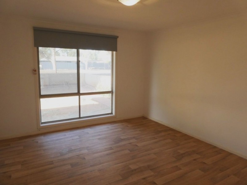 2 Moss Street, South Kalgoorlie WA 6430