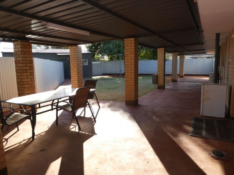 2 Moss Street, South Kalgoorlie WA 6430