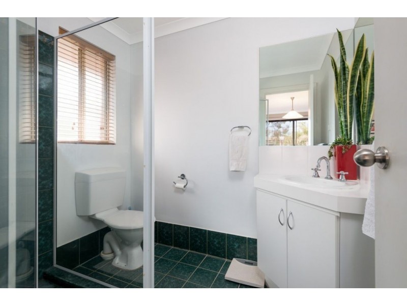 6 Cavalier Crescent, Boulder WA 6432