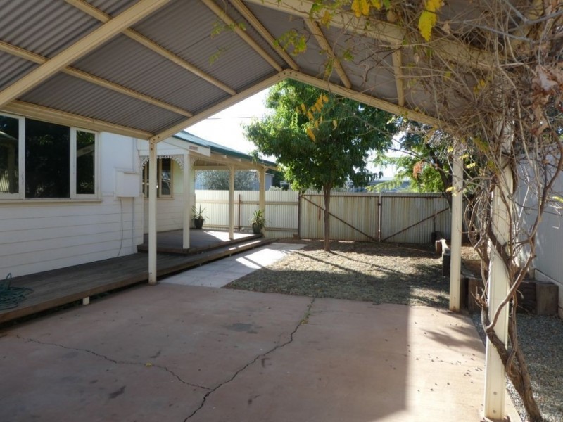 9A North Terrace, Boulder WA 6432