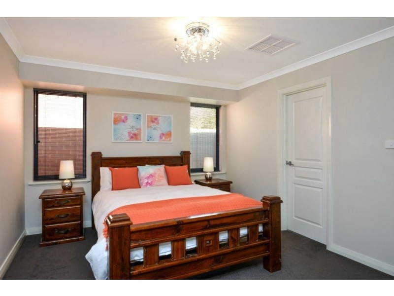 23 Riverina Way, Hannans WA 6430