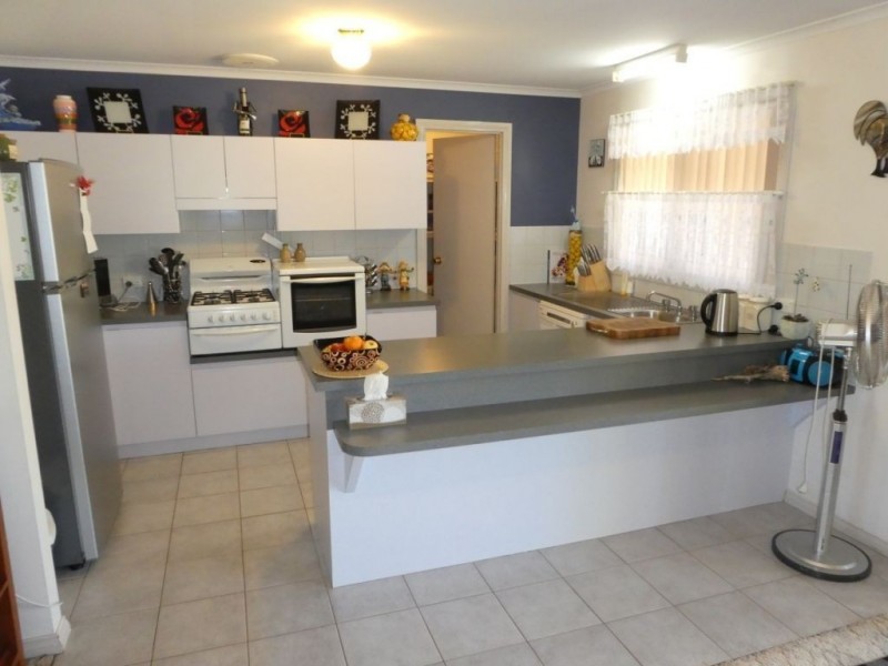 13 Cavalier Crescent, Boulder WA 6432