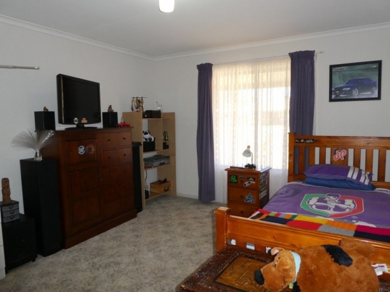 13 Cavalier Crescent, Boulder WA 6432