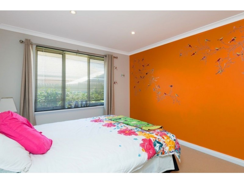 15 Nganka Way, Hannans WA 6430