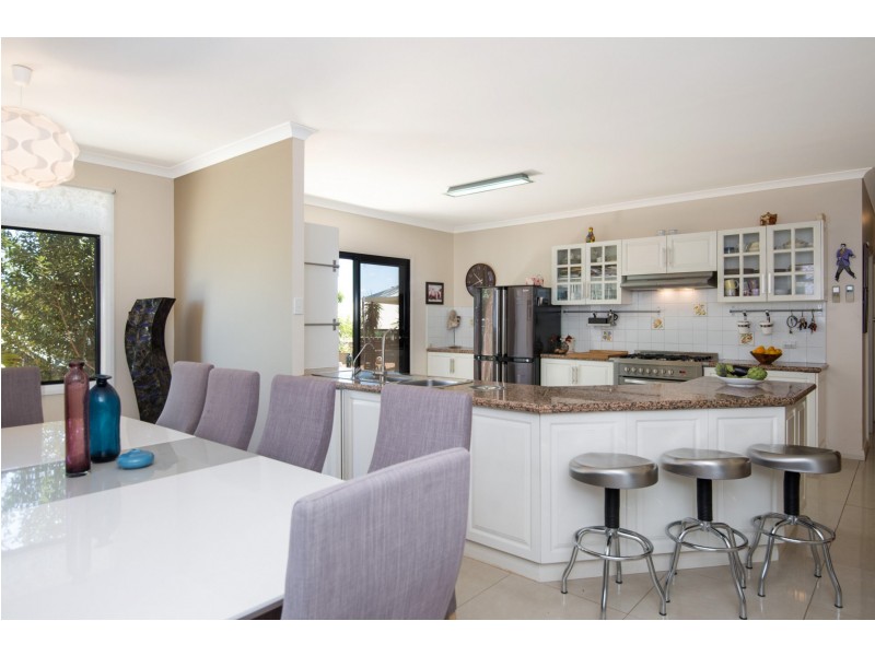 58 Killarney Street, Hannans WA 6430