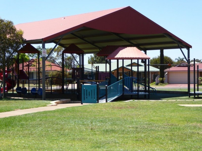 27 Mosconi Circle, Somerville WA 6430